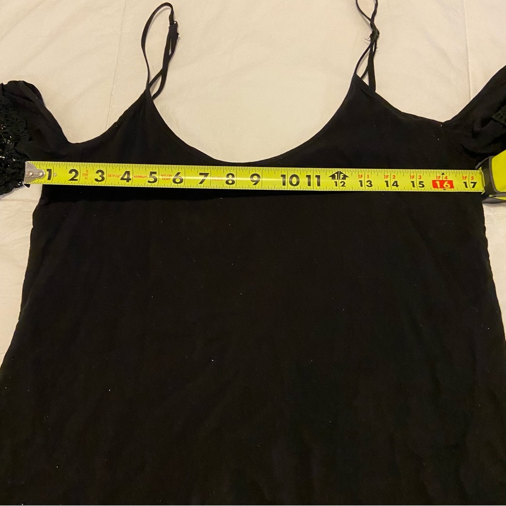 Cold Shoulder Top - Picture 4 of 11